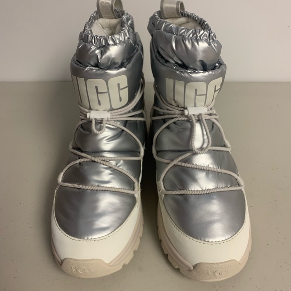 Ugg Yose Puffer Snow Boots - Picture 4 of 7